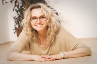 Hana Biedroňová's avatar