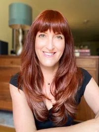 Vivienne Scholl's avatar