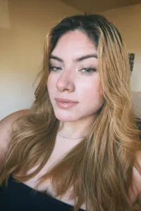 Emily Castillo 's avatar