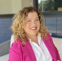 Susan Cornish's avatar