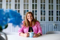 Clare Deacon's avatar