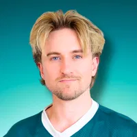 Adam Luke Pearce's avatar