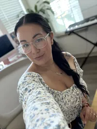 Diana Zapata's avatar