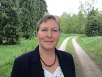 Anya Hansen's avatar