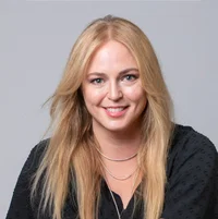 Jen Lee's avatar