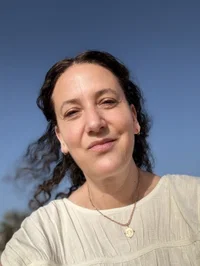 Laura Gurney's avatar