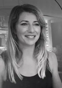 Julie's avatar