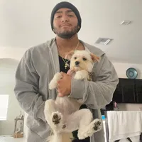 Justin Santos's avatar