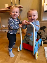 Nils & Fanny Plato's avatar