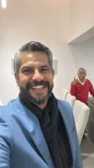 Arturo Carmona's avatar