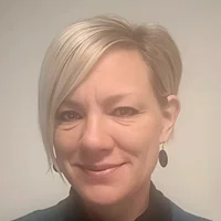 Amanda Peters's avatar