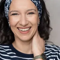 Celine Rodrigues's avatar