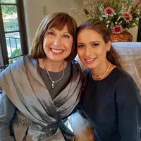 Batsheva Williamson's avatar