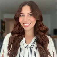 Nicole Fernandez-Valle's avatar