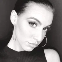 Christina's avatar