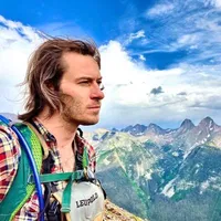 Brady C Snow's avatar