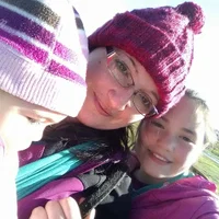 elsa loncon's avatar