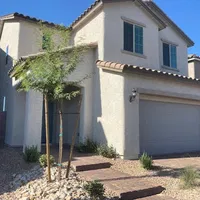 Kim Robinson's avatar