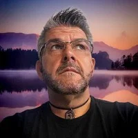 Andrew Miller's avatar