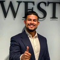 Fernando Menendez's avatar