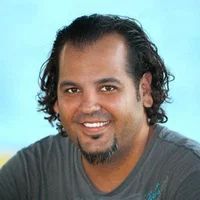Max Sandoval's avatar