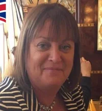 Lynne Standish's avatar
