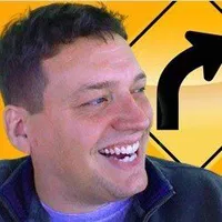 Charlie Wollborg's avatar