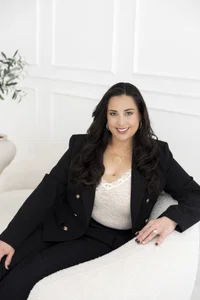 Christine  Longo's avatar
